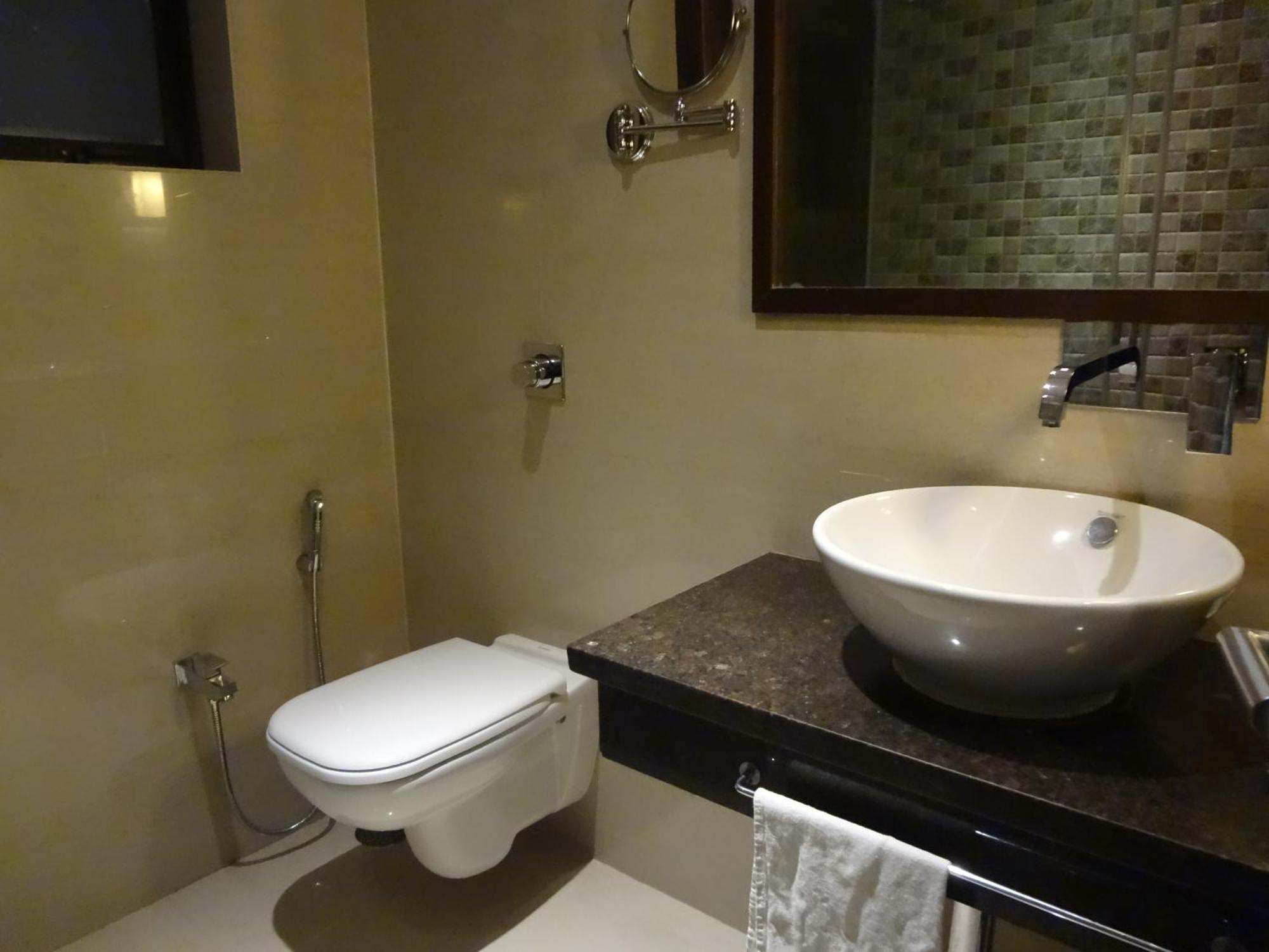 Hotel Galaxy Мумбай Екстериор снимка