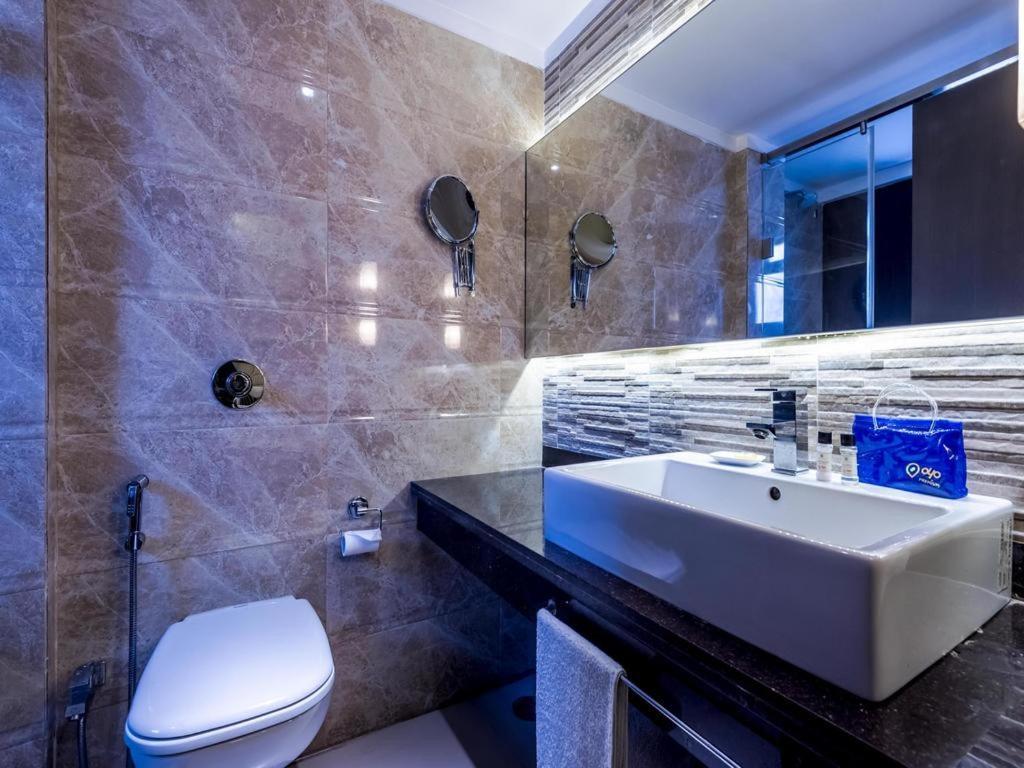 Hotel Galaxy Мумбай Екстериор снимка